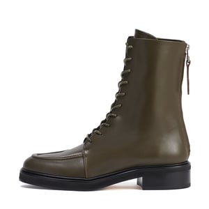Vagabond diane lace up black leather military boots top