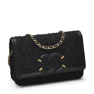Chanel tweed discount wallet on chain