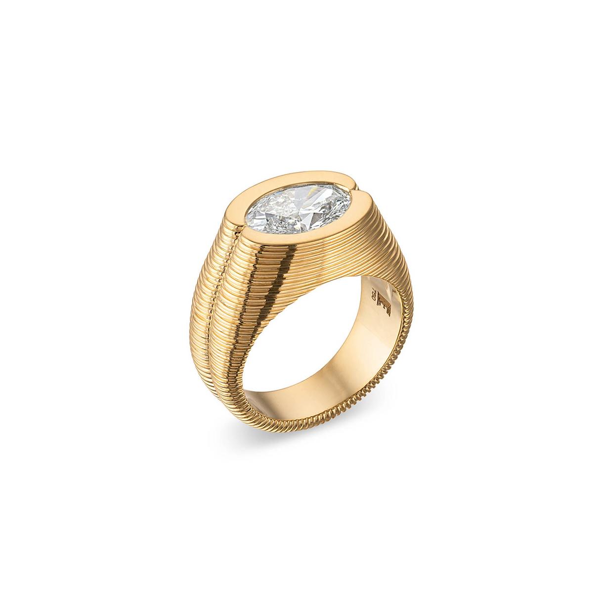 EREDE Delta Signet Ring