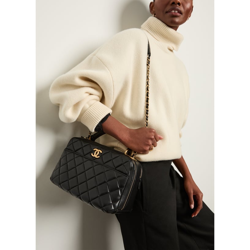 国内発送【可愛い暖かいお洒落】CHANEL ココネージュ グローブ ハーフジップが可愛い♪】シャネル ココネージュ プルオーバー