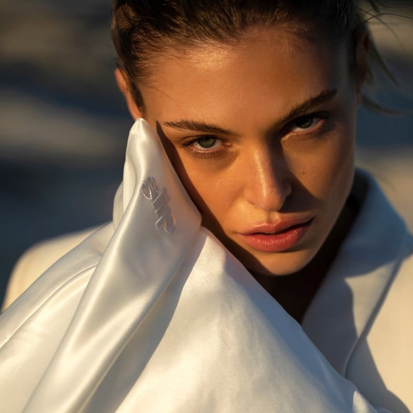 Goop silk pillowcase online