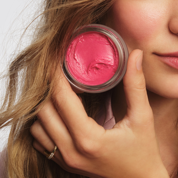 goop Beauty Colorblur Glow Balm
