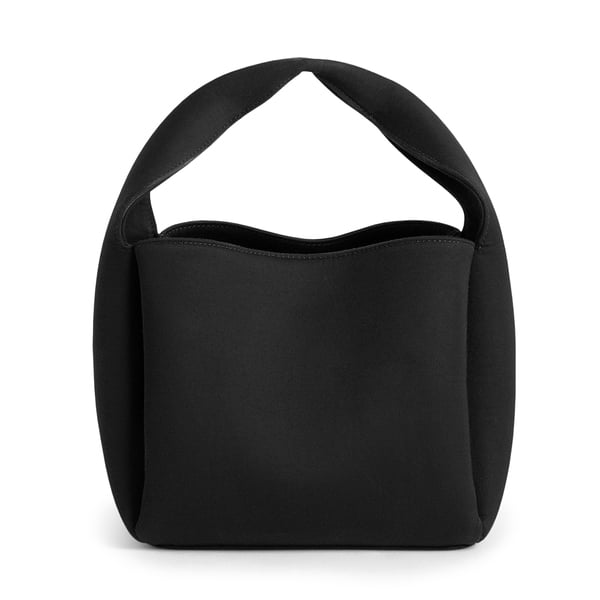 【Toteme】プチサテンバケットバッグ Toteme Petite Satin Bucket Bag | goop