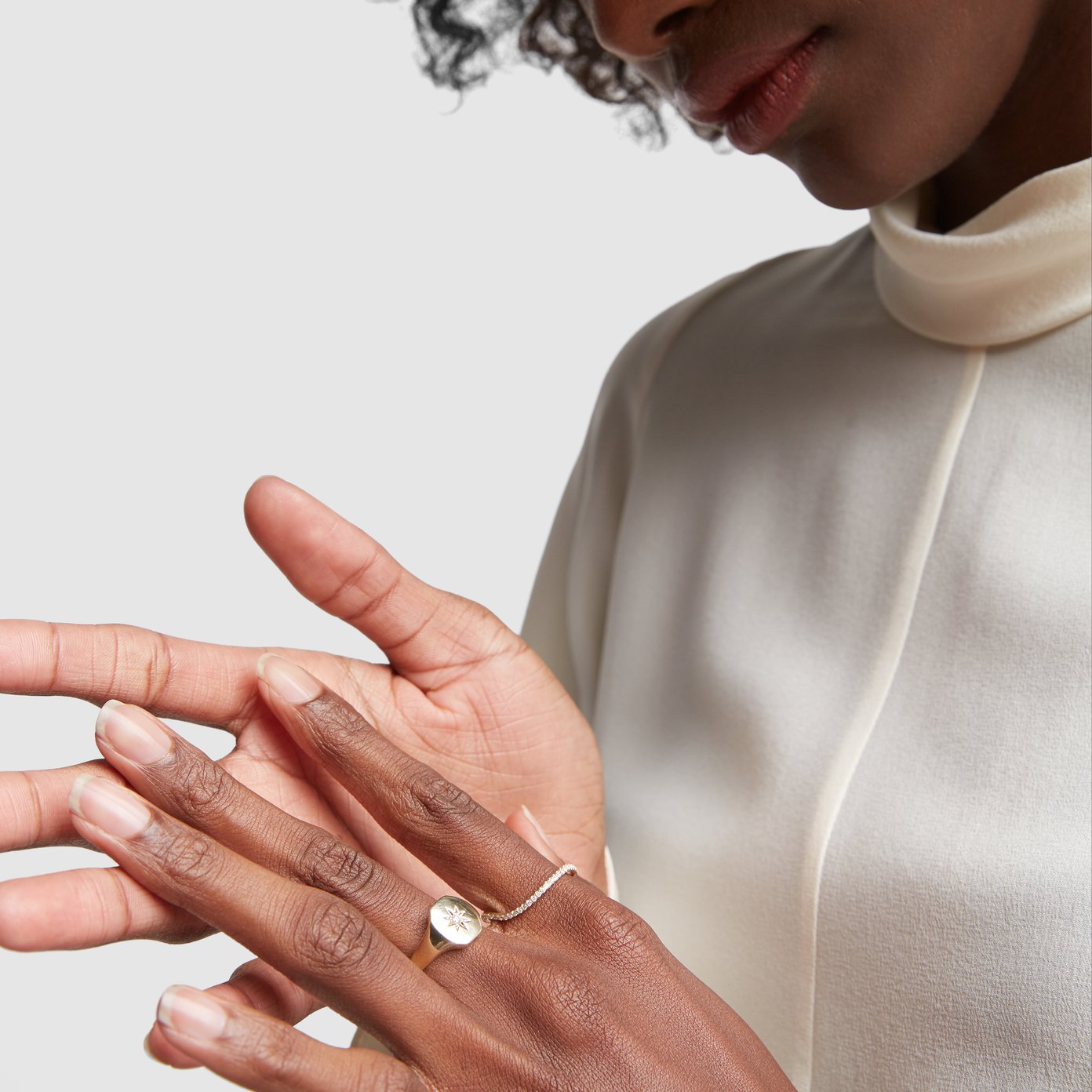 Bondeye Jewelry Josie Yellow-Gold Signet Ring | goop