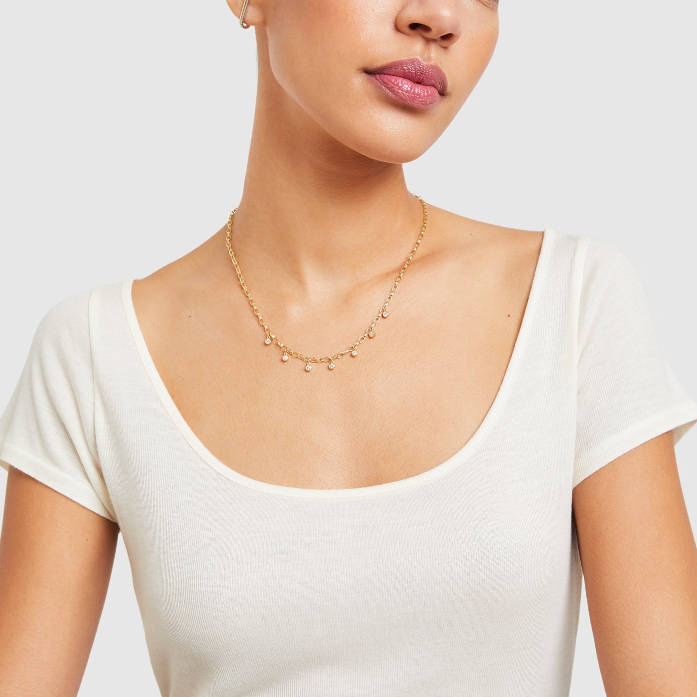 Edith necklace top