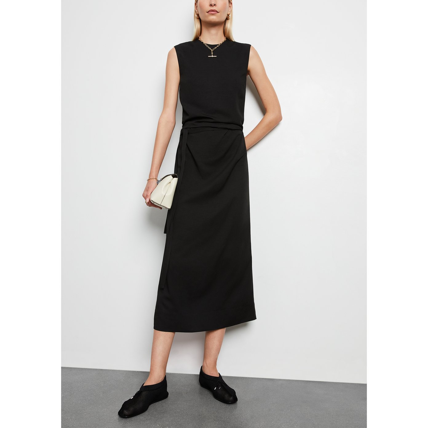 【TOTEME】Fluid tie-waist dress Toteme Fluid Tie-Waist Dress | goop