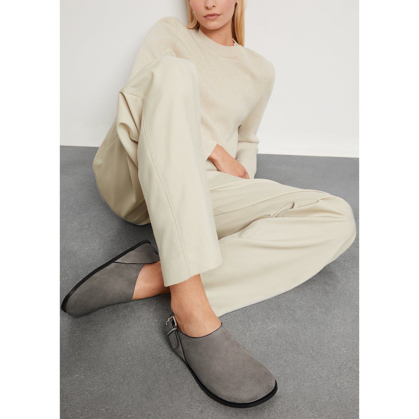 【A.EMERY】 A.EMERY Louis suede clogs | NET-A-PORTER
