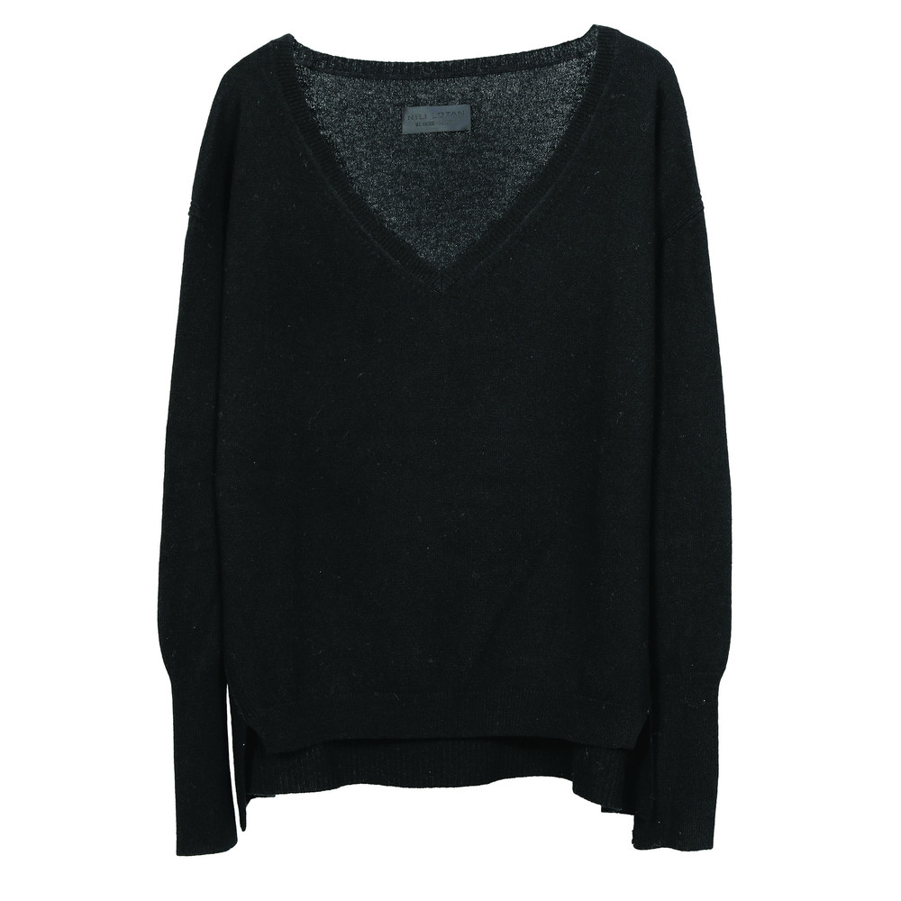Nili Lotan V-neck sweater with hi-lo 