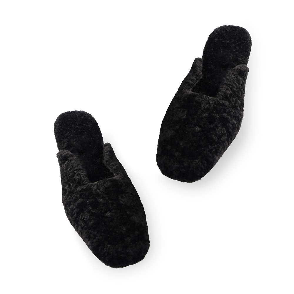 goop slippers