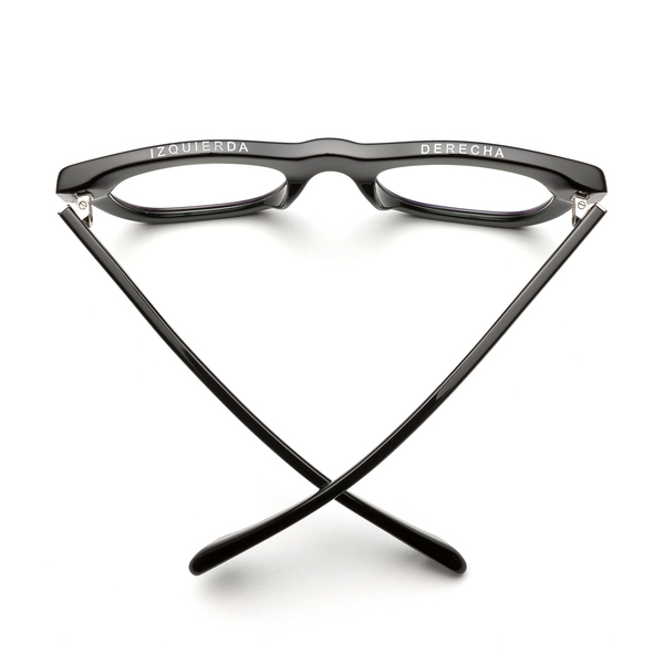 D28 Glasses Caddis Goop Shop Goop Shop