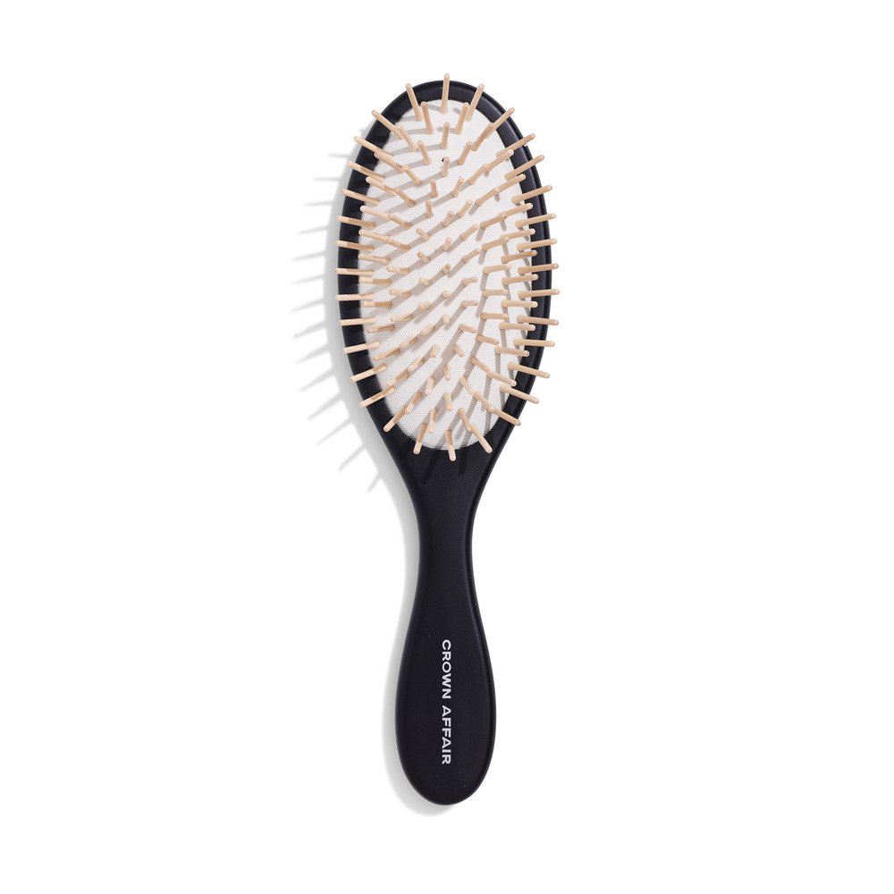 Crown Affair The Brush No. 002 In Black
