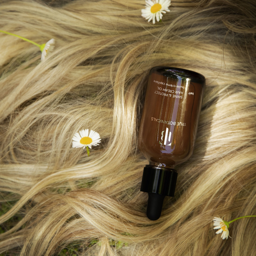 True Botanicals Shine And Protect Hair Cream Oil