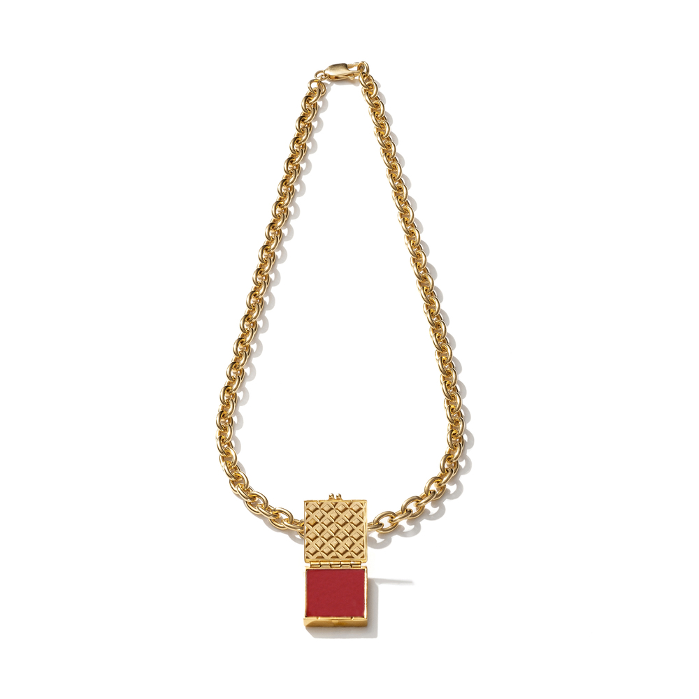 Jillian Dempsey Lip Locket Necklace In Shade 14K Gold Plated