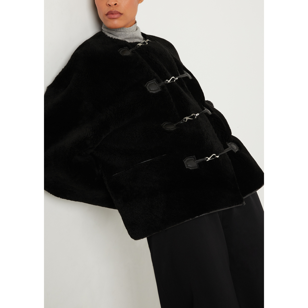 Toteme Teddy Shearling Clasp Jacket In Black, X-Small/Small