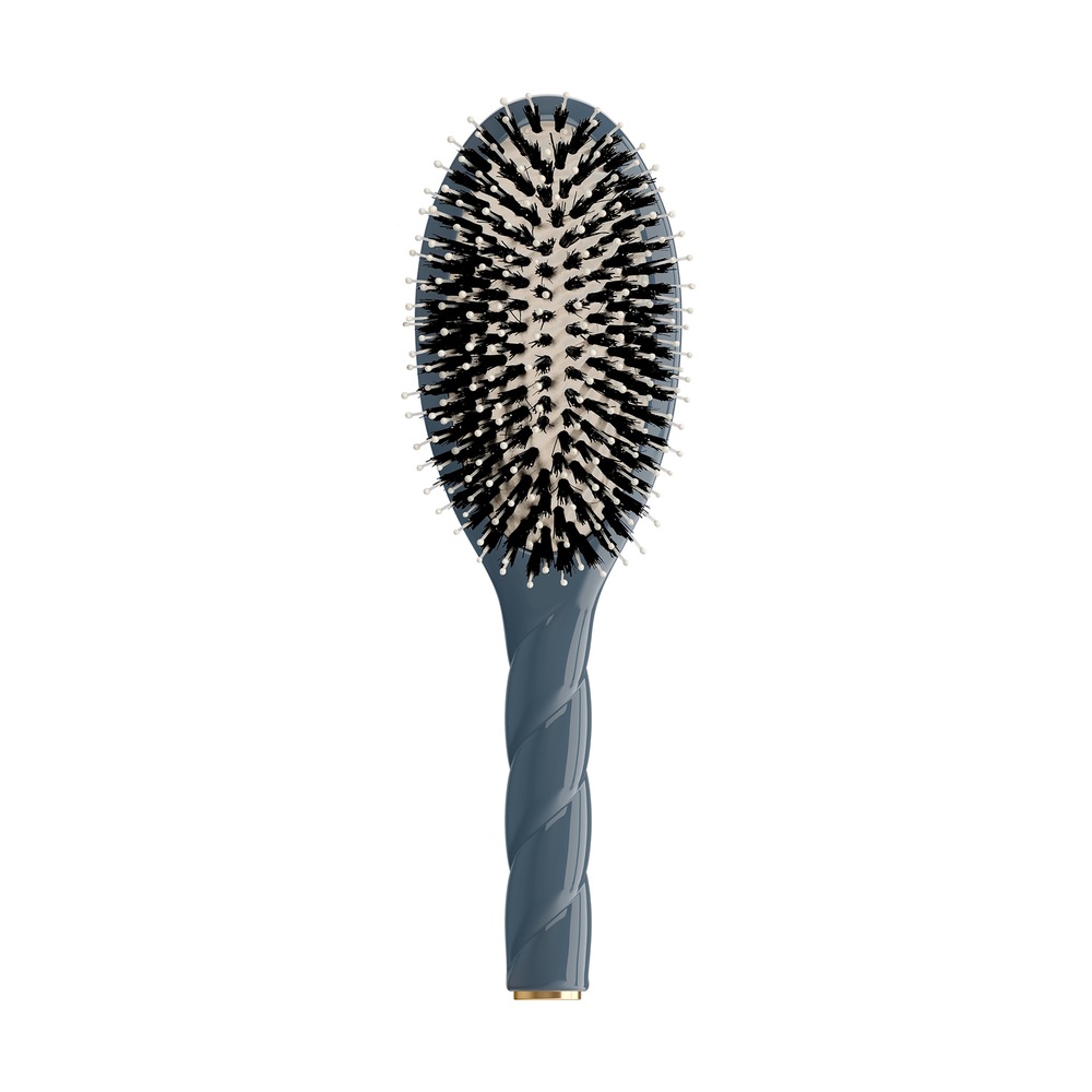 LA BONNE BROSSE N.03 The Essential Soft Hair Brush In Ink Blue