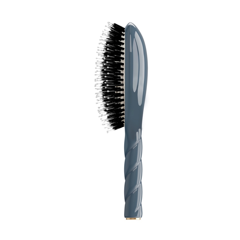 LA BONNE BROSSE N.03 The Essential Soft Hair Brush In Ink Blue