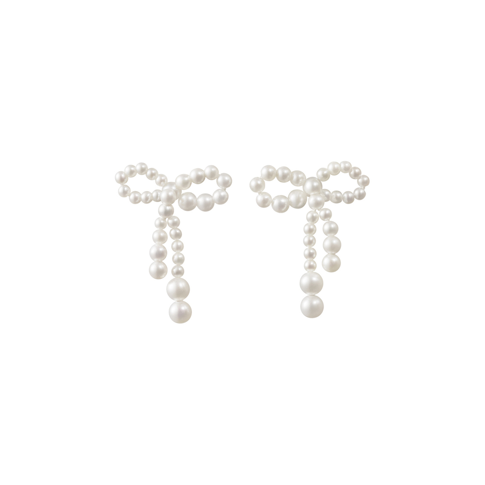 Sophie Bille Brahe Rosette De Perles Small Bow Earrings In Freshwater Pearls In 14k Recycled Yg,freshwater Pearls
