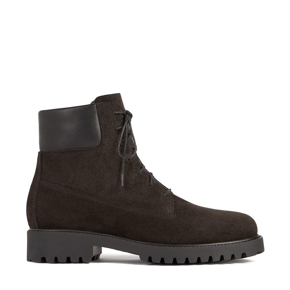 Shop Totême The Husky Boots In Coffee 080