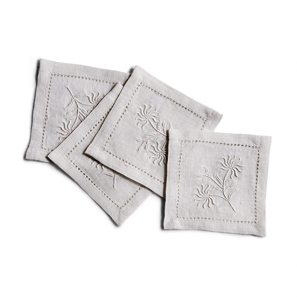 Roman And Williams Guild Passiflora Cocktail Napkins, Set Of 4 In White