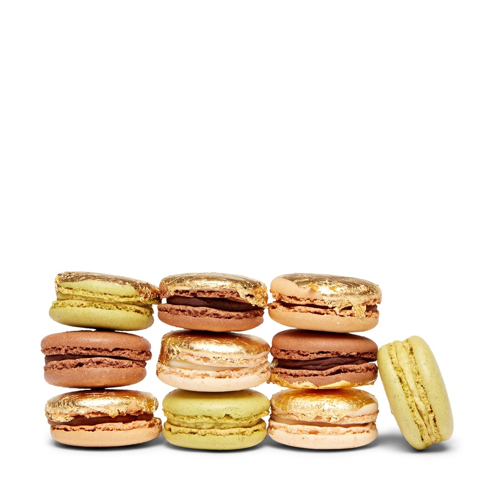 Ladurée Goop-Exclusive Macarons Gift Box In Assorted