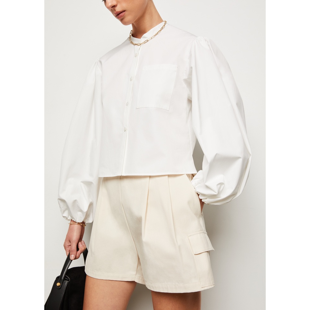 Matin Pleated Shorts In Natural, Size AU6