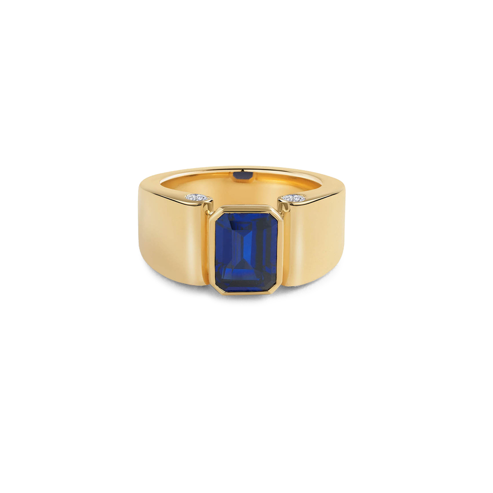Erede Axle Sapphire Ring In 18ct Yellow Gold,diamond,sapphire