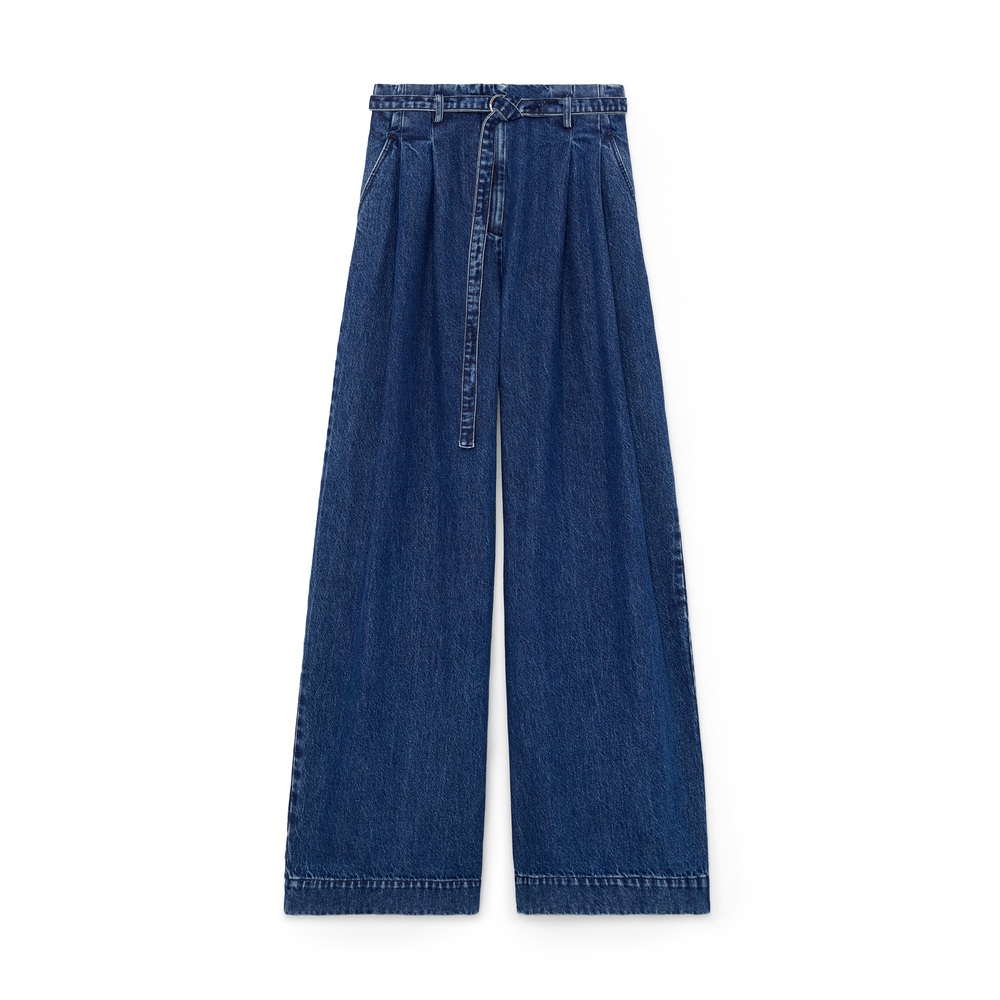 G. Label By Goop Ultrawide Pleated Jean In Medium Blue Denim