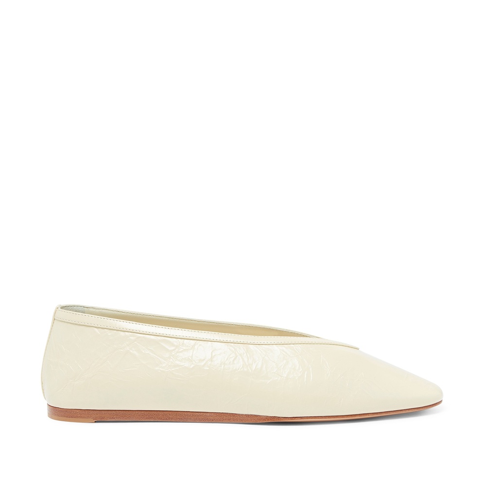 Shop Le Monde Beryl Naplack Luna Slippers In Ecru