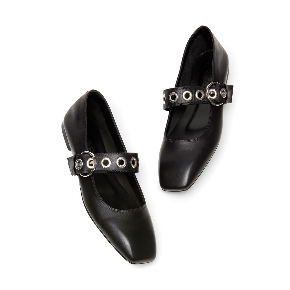 Aeyde Nappa Leather Flats With Circular Hardware Detail In Black